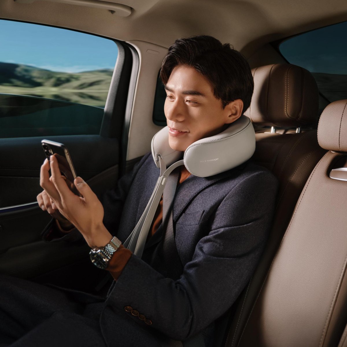 Breo - D5 Premium Neck Massager